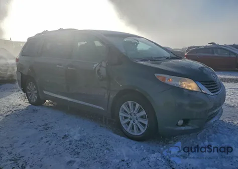 2014 Toyota Sienna Xle z USA, uszkodzony, nr VIN 5TDDK3DC5ES078442